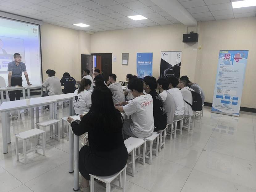 d8a22d336f00b7f8aee4d0ba603ee1e1