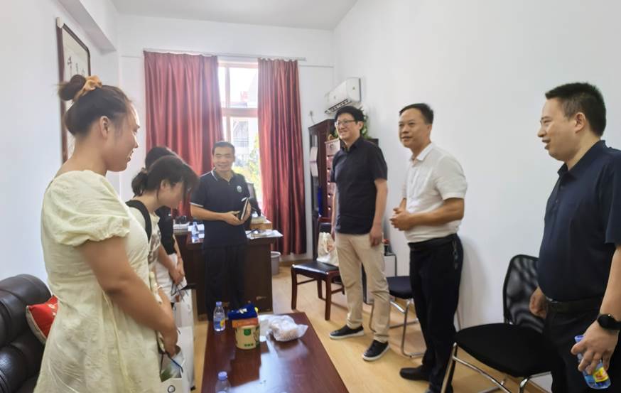 /Users/wangtianran/Desktop/a94a77db980572ef0f57f4dd8d45e40a.jpga94a77db980572ef0f57f4dd8d45e40a